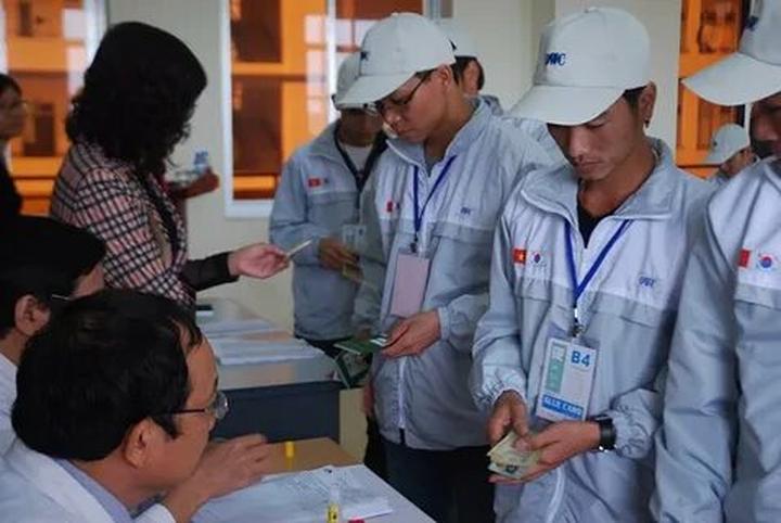 Sự Bùng Nổ Của Video Ngắn và Trí Tuệ Nhân Tạo: Vai Trò Thiết Yếu Của Đào Tạo Kỹ Năng Sáng Tạo Nội Dung_Công cụ tạo nội dung
